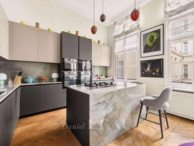 Appartement Paris 1er - 2 chambres - 156m²