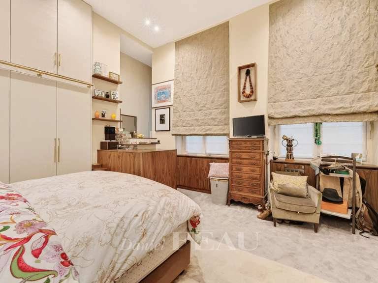 Appartement Paris 1er - 2 chambres - 156m²
