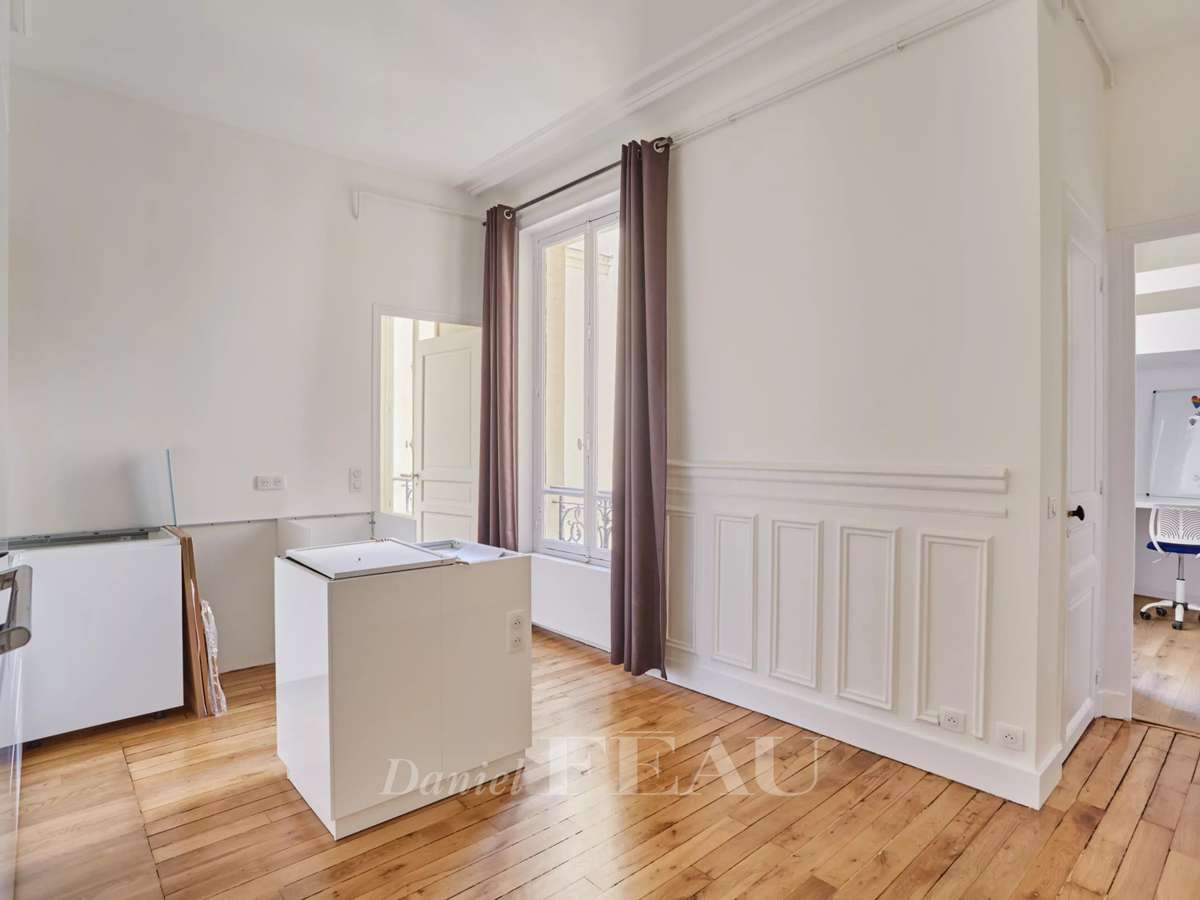 Apartment Paris 1er