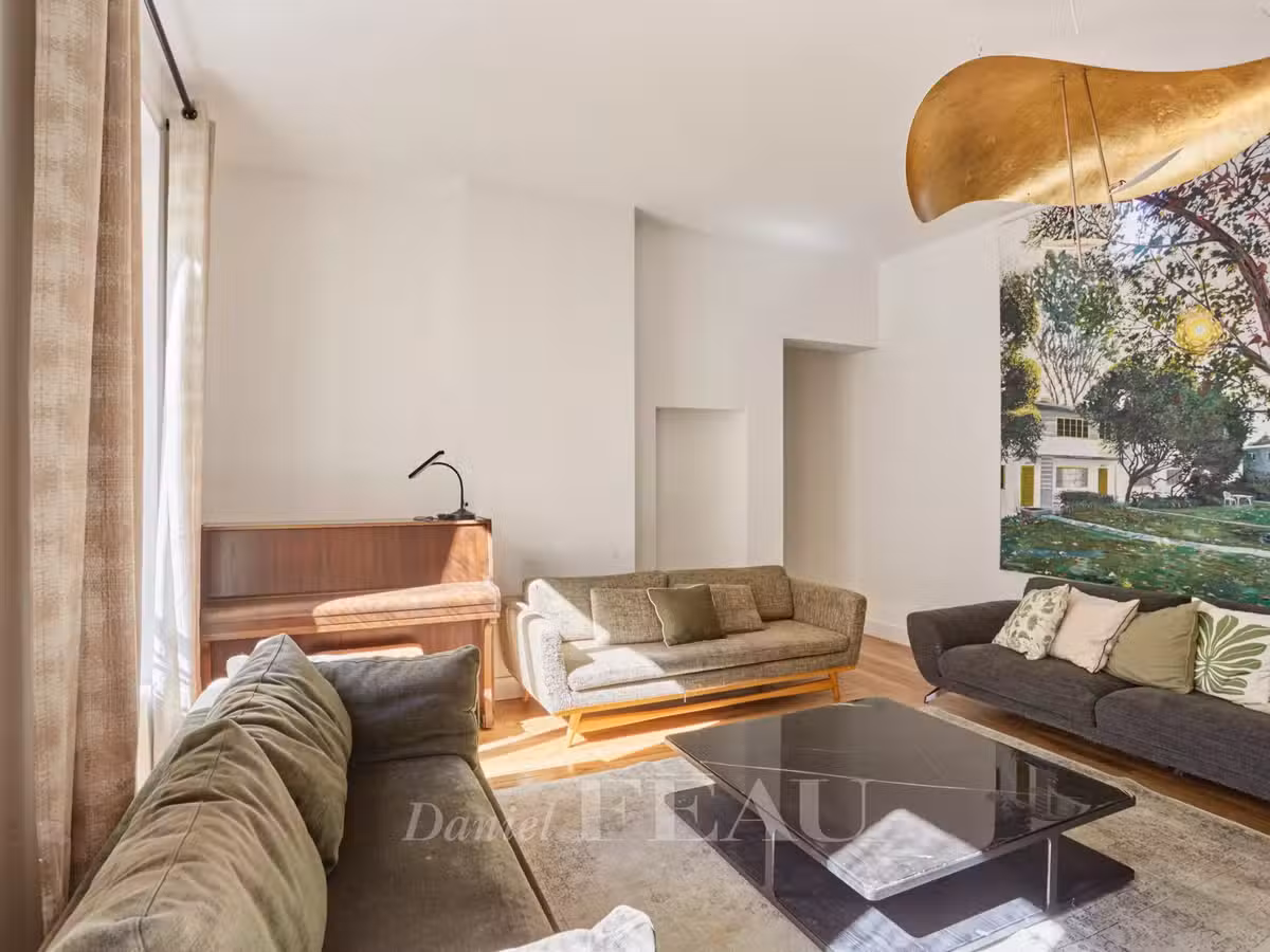 Apartment Paris 1er