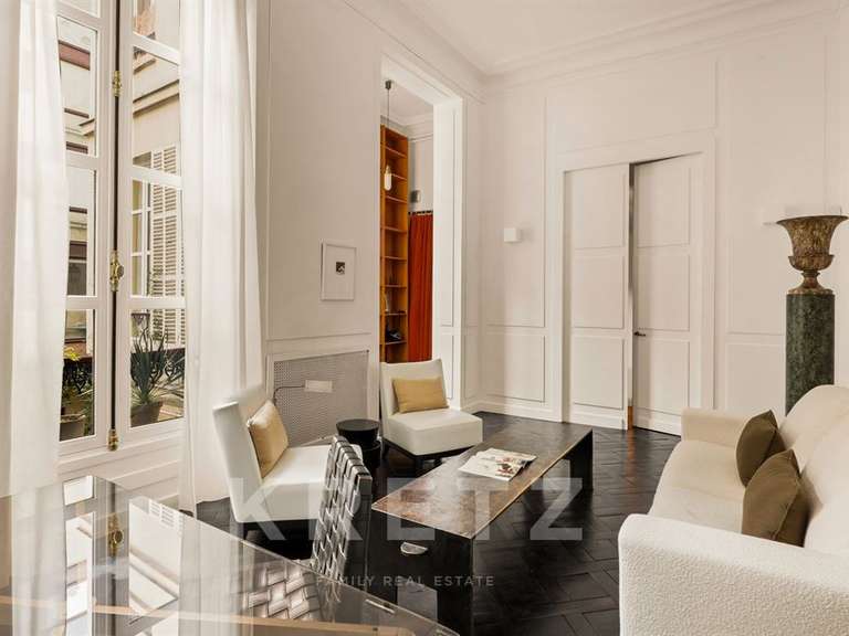 Appartement Paris 1er - 1 chambre - 40m²