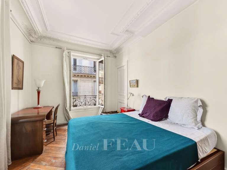 Appartement Paris 1er - 2 chambres - 82m²