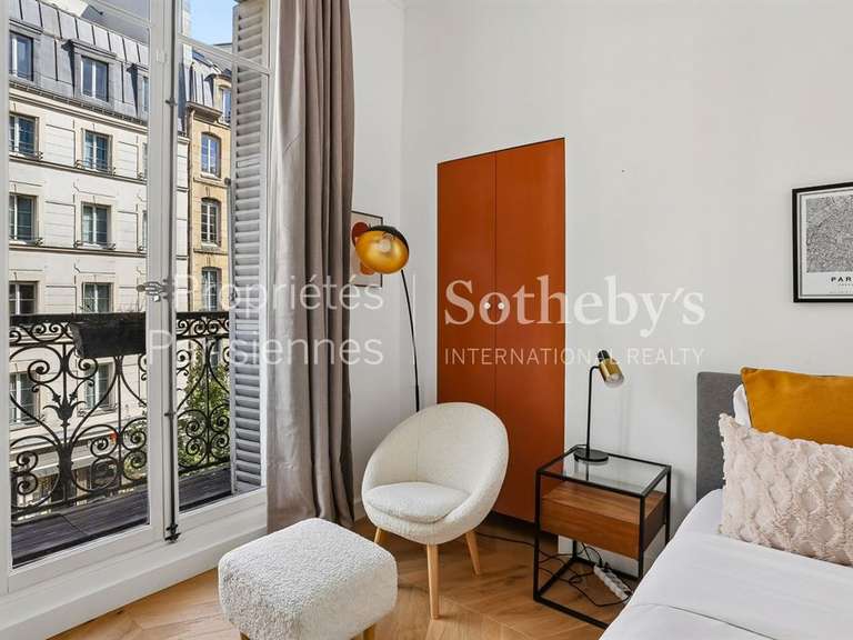 Appartement Paris 1er - 132m²