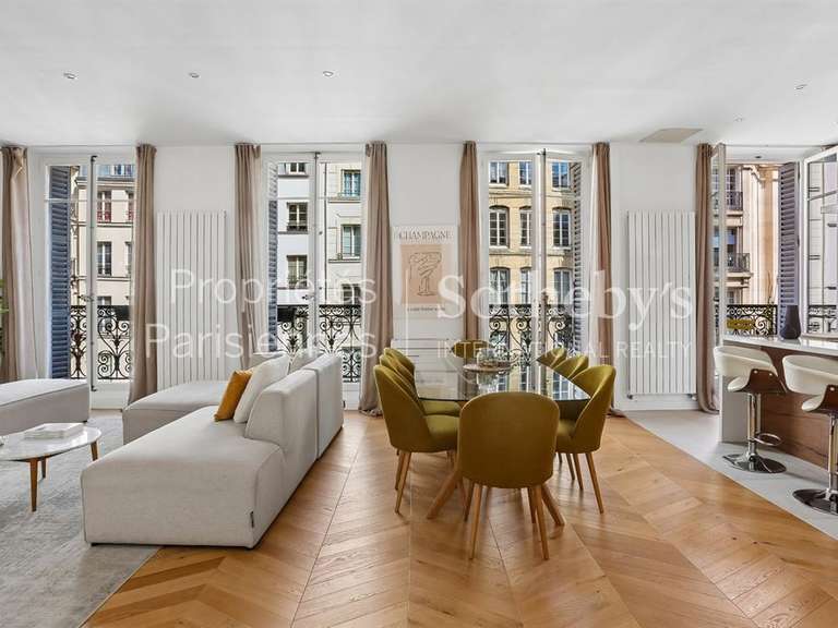 Appartement Paris 1er - 132m²