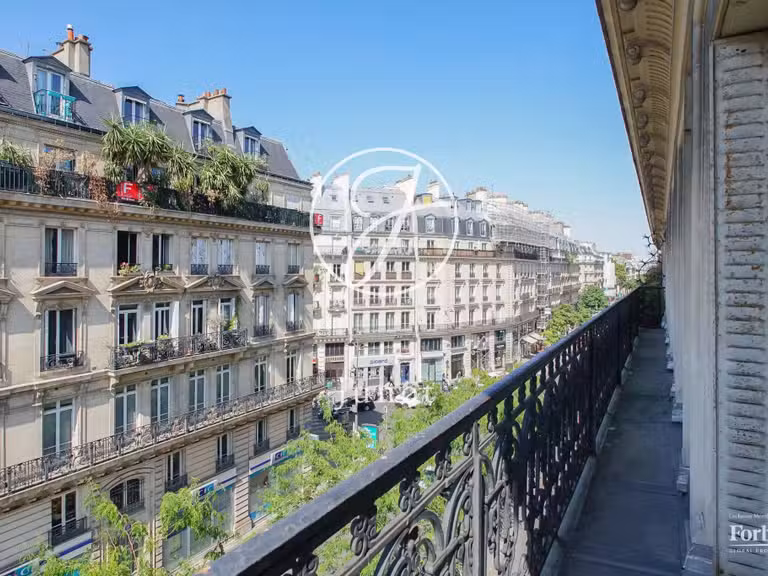 Appartement Paris 1er - 2 chambres - 109m²