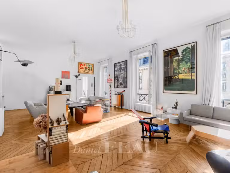 Appartement Paris 1er - 3 chambres - 195m²