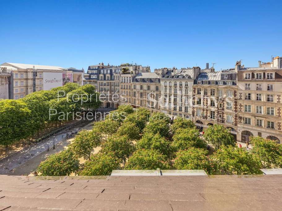 Apartment Paris 1er