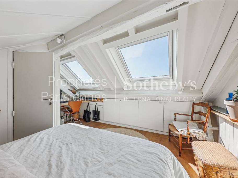 Apartment Paris 1er
