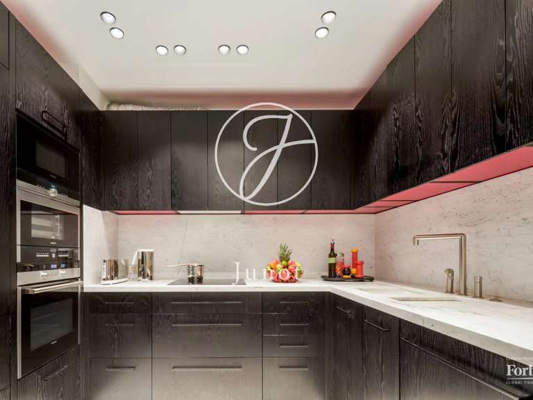 Maison Paris 1er - 5 chambres - 371m²