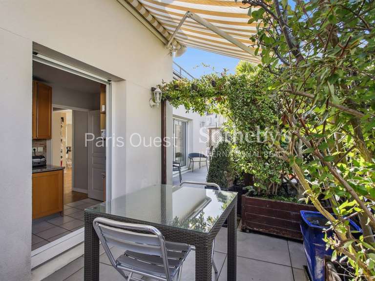 Apartment Paris 20e - 4 bedrooms - 127m²