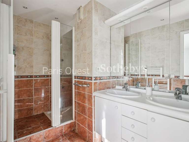 Appartement Paris 20e - 4 chambres - 127m²