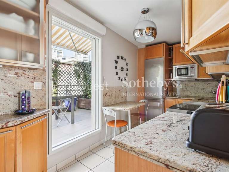 Appartement Paris 20e - 4 chambres - 127m²