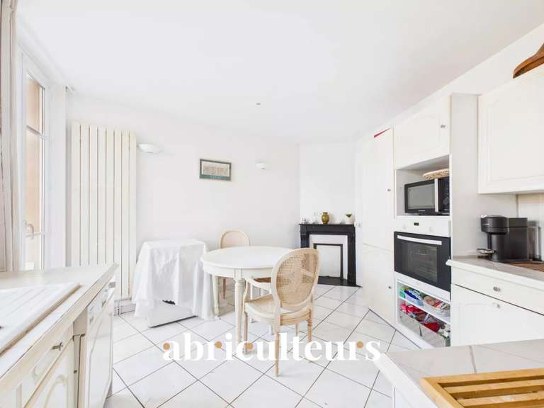 Apartment Paris 20e - 3 bedrooms - 106m²
