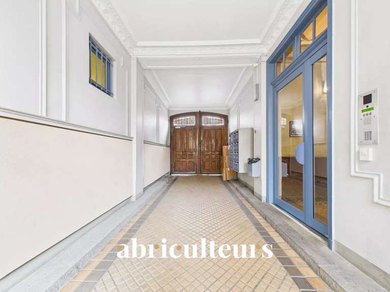 Apartment Paris 20e - 3 bedrooms - 106m²