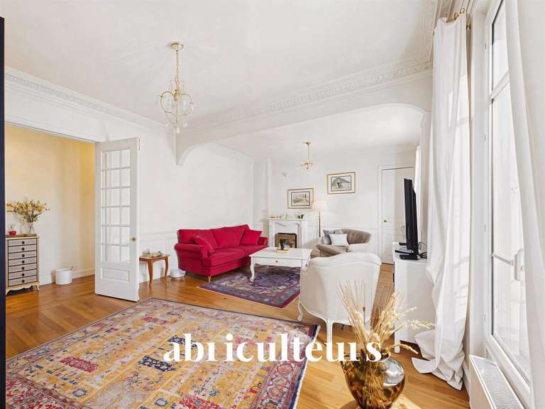 Apartment Paris 20e - 3 bedrooms - 106m²