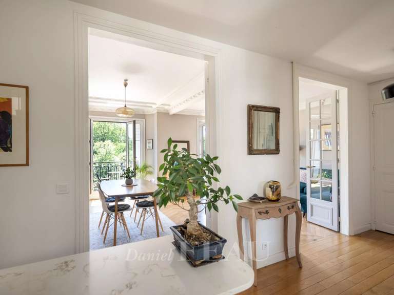 Appartement Paris 20e - 2 chambres - 75m²