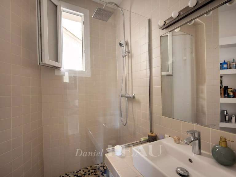 Appartement Paris 20e - 2 chambres - 75m²