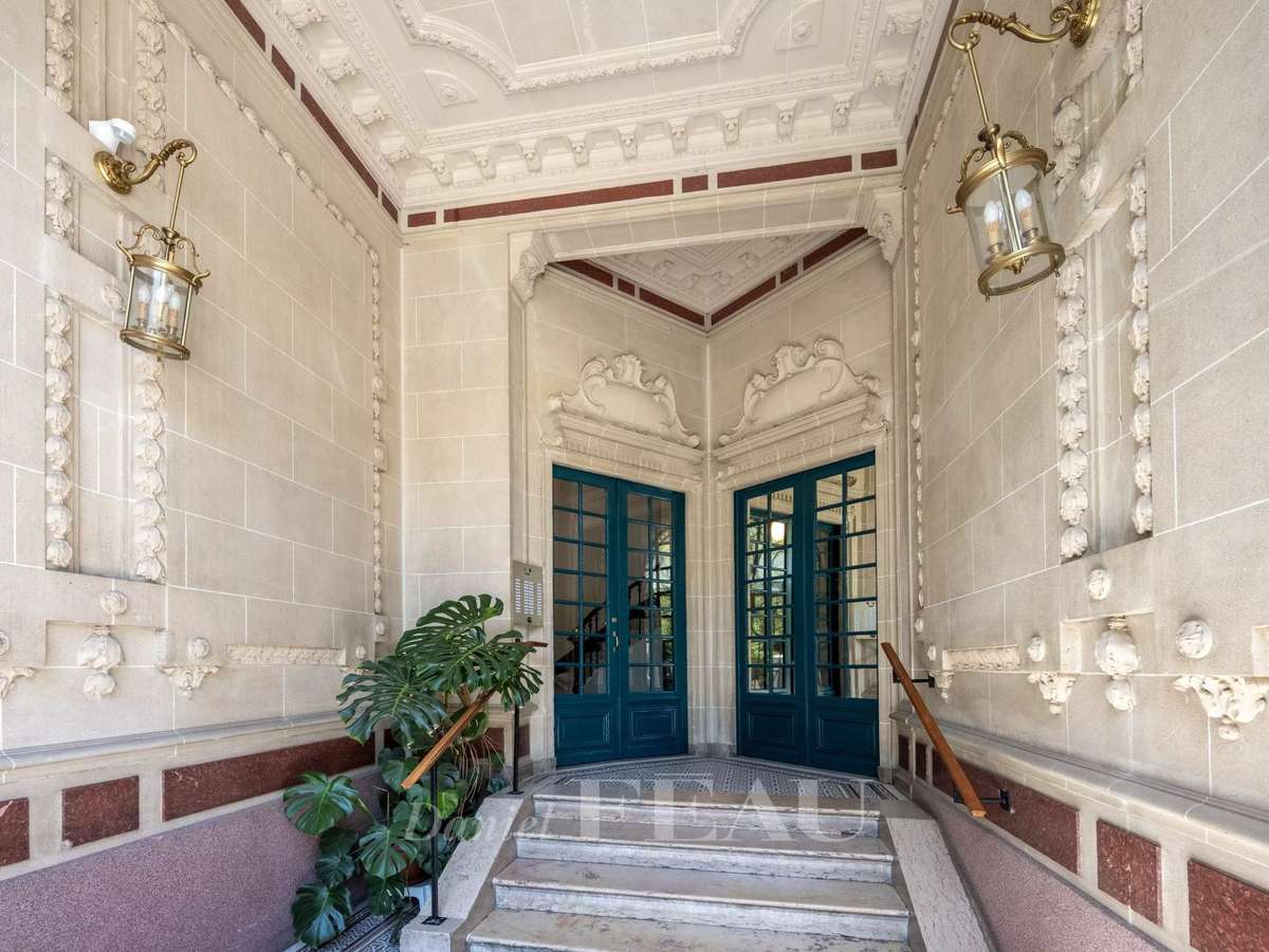 Apartment Paris 20e
