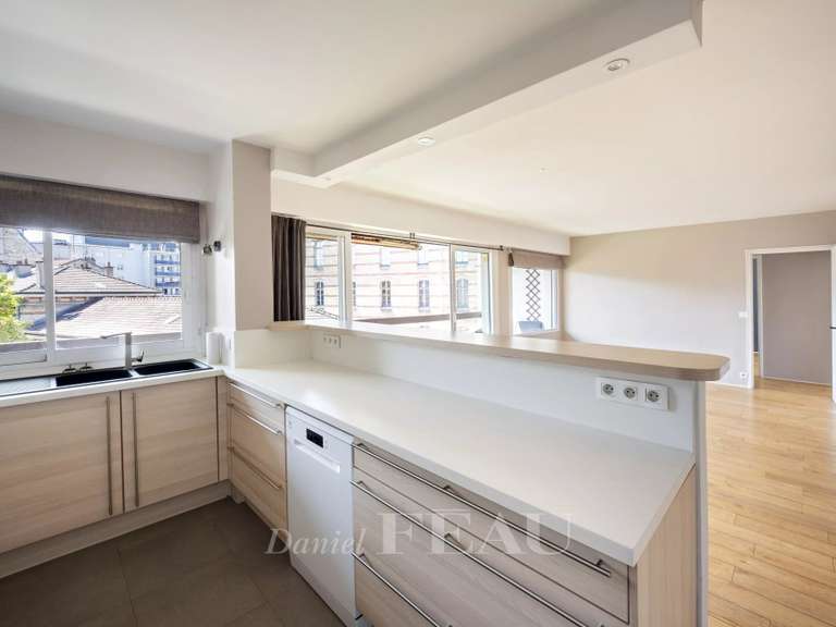 Appartement Paris 20e - 2 chambres - 78m²