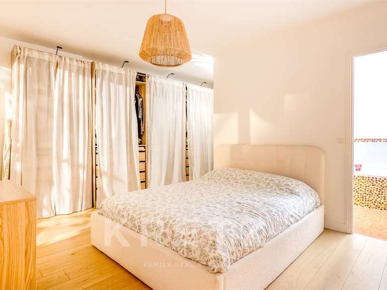 Appartement Paris 20e - 4 chambres - 164m²