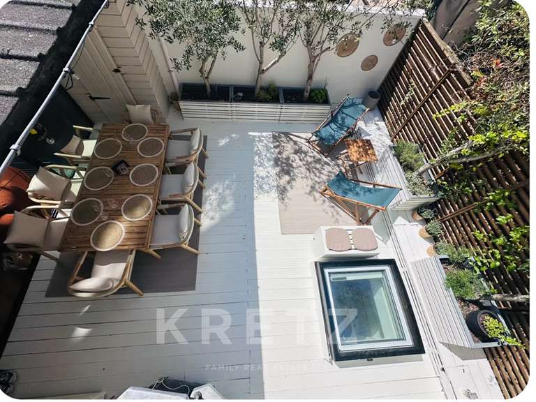 Appartement Paris 20e - 4 chambres - 164m²