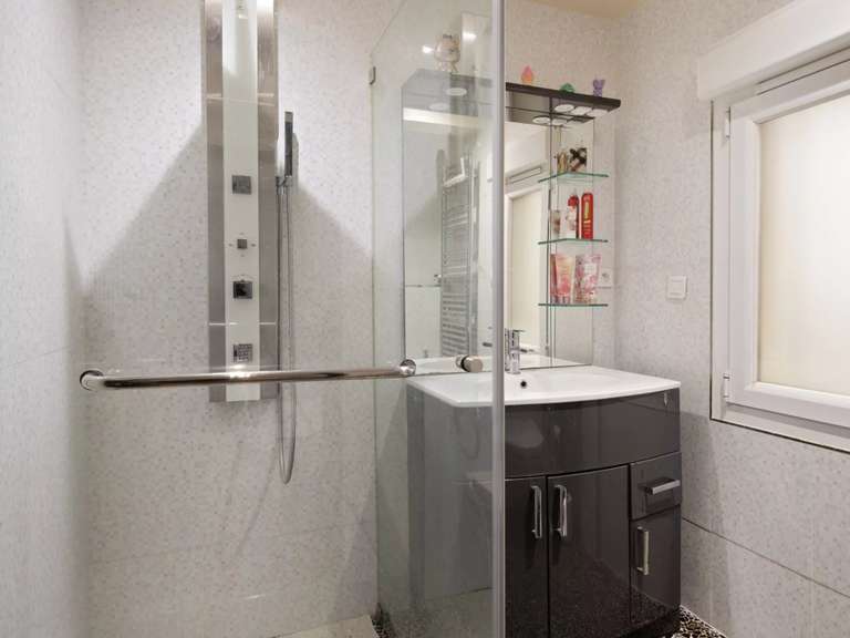 Appartement Paris 20e - 4 chambres - 270m²