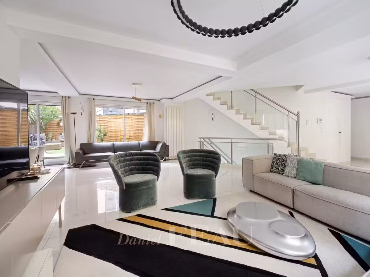 Apartment Paris 20e