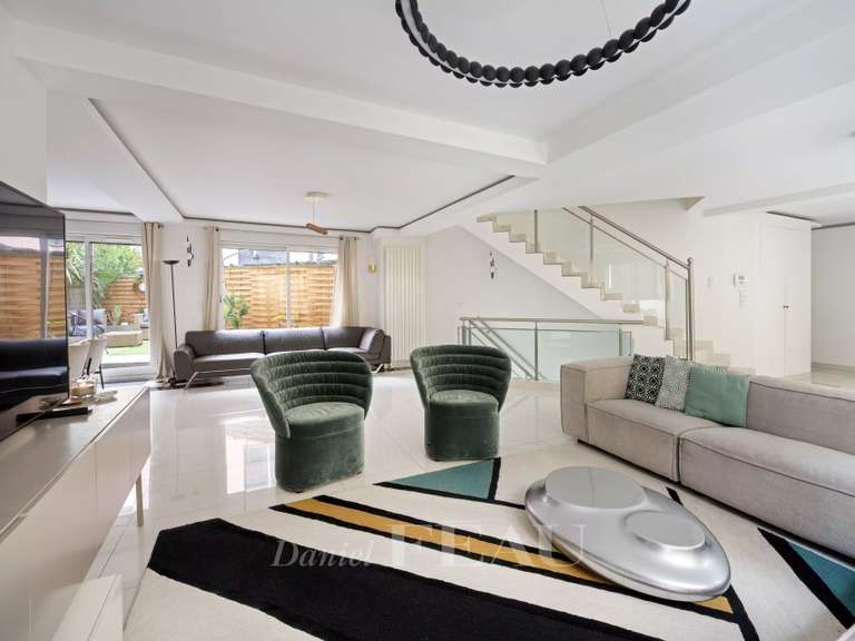 Appartement Paris 20e - 4 chambres - 270m²