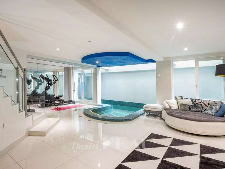 Appartement Paris 20e - 4 chambres - 270m²