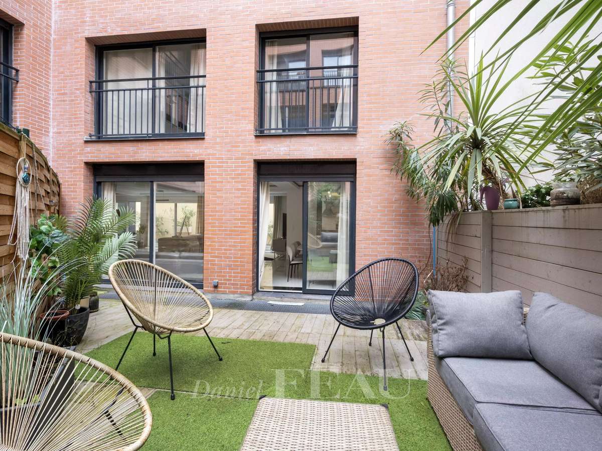 Apartment Paris 20e