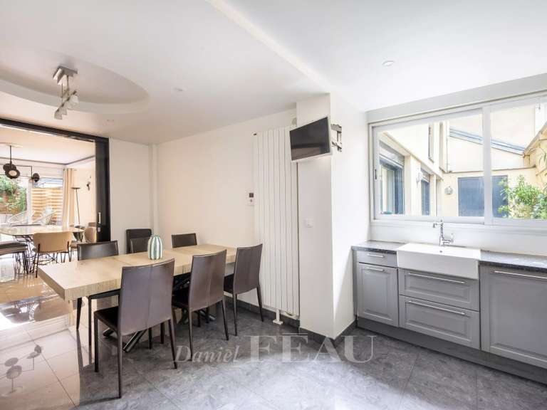 Appartement Paris 20e - 4 chambres - 270m²