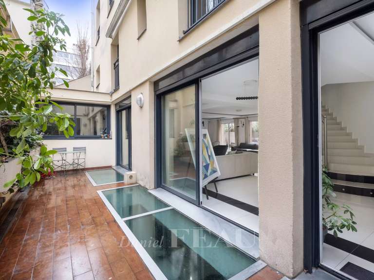 Appartement Paris 20e - 4 chambres - 270m²