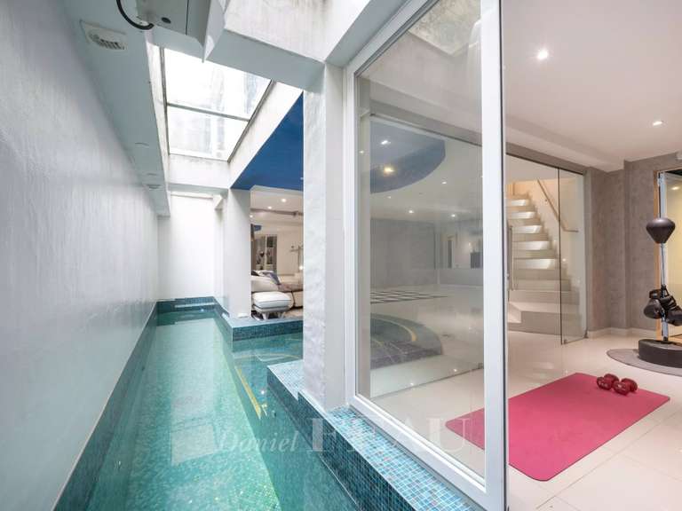 Appartement Paris 20e - 4 chambres - 270m²