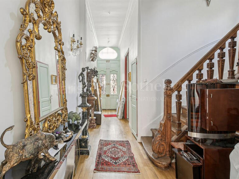 Maison Paris 20e - 4 chambres - 270m²