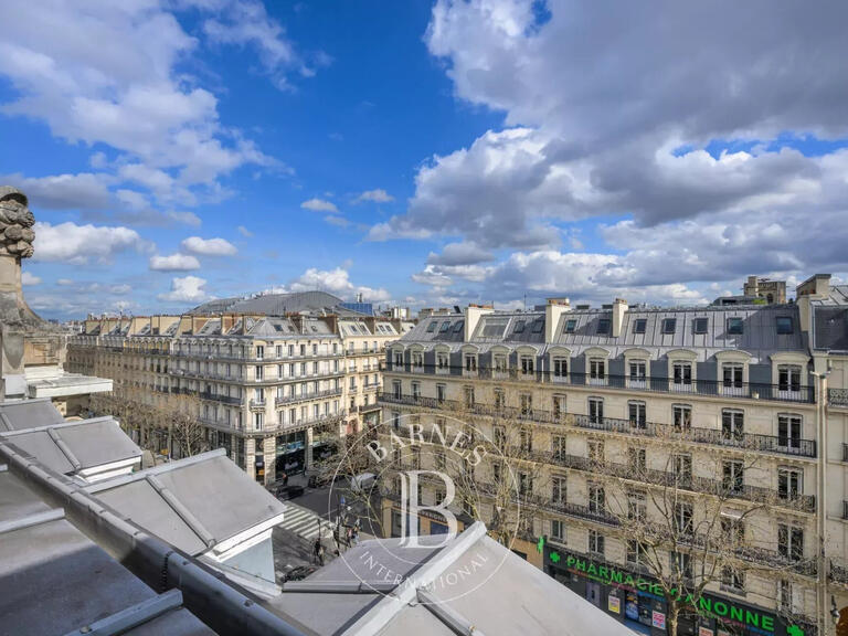 Sale Apartment Paris 2e - 2 bedrooms