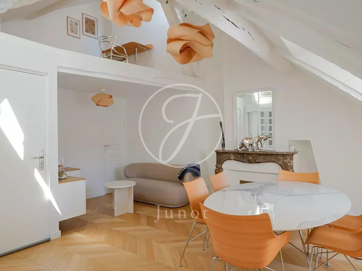 Apartment Paris 2e