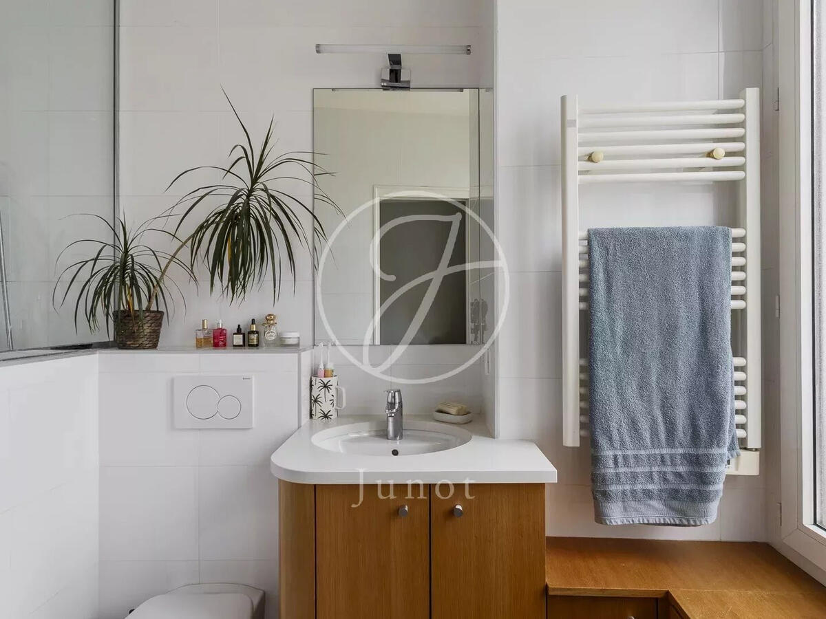 Apartment Paris 2e