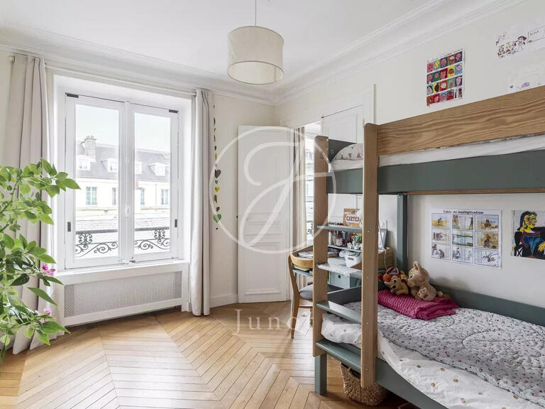 Apartment Paris 2e - 3 bedrooms - 117m²