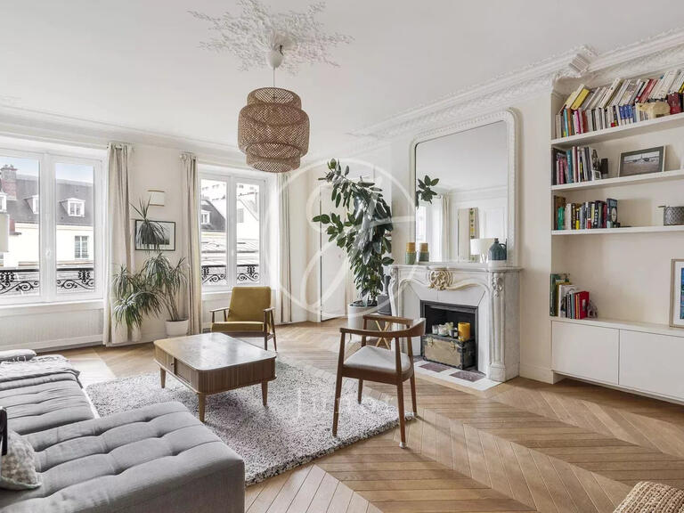Appartement Paris 2e - 3 chambres - 117m²