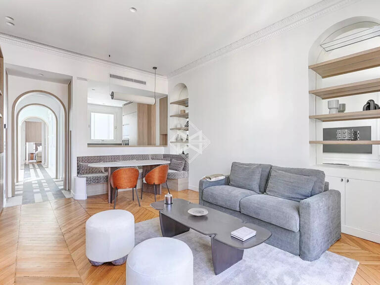 Appartement Paris 2e - 1 chambre - 69m²
