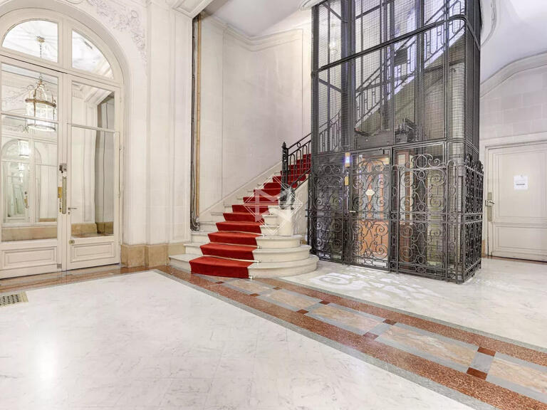 Appartement Paris 2e - 1 chambre - 69m²