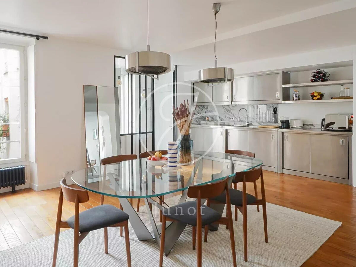 Apartment Paris 2e