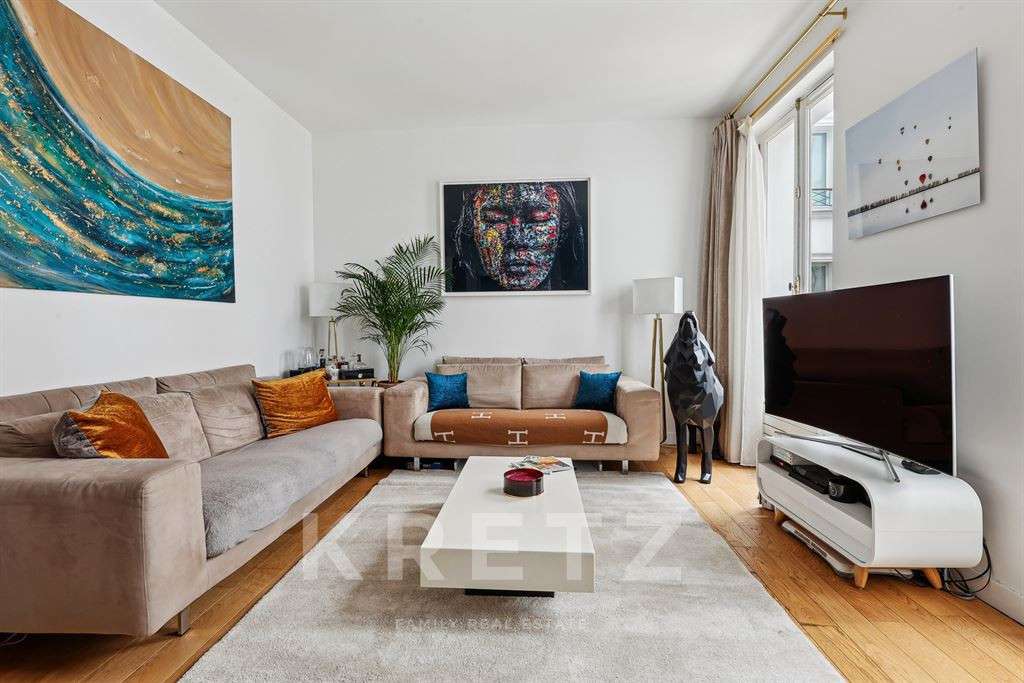 Apartment Paris 2e