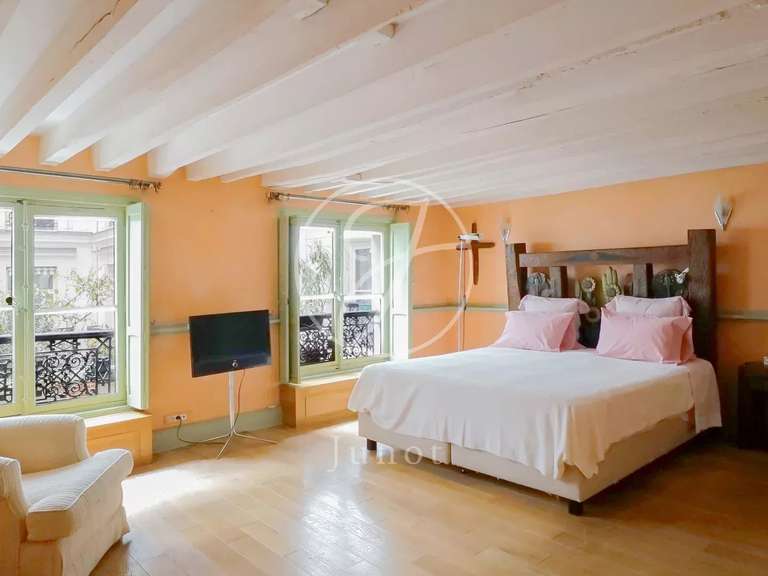 Appartement Paris 2e - 4 chambres - 135m²