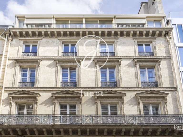 Appartement Paris 2e - 4 chambres - 135m²