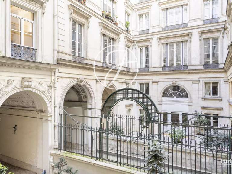 Appartement Paris 2e - 4 chambres - 135m²