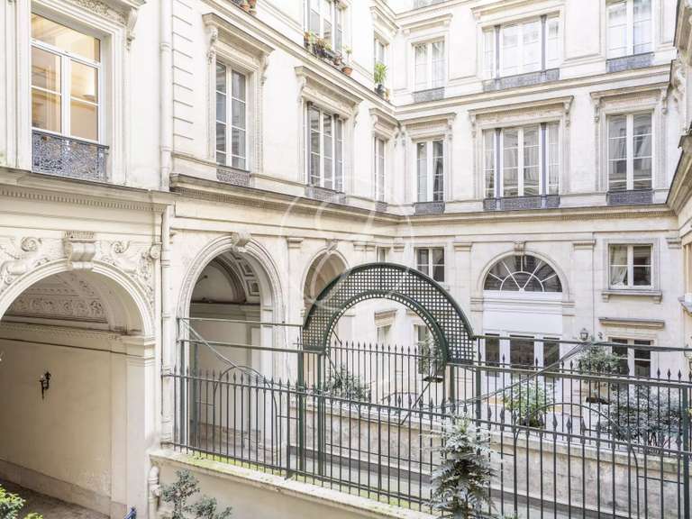 Apartment Paris 2e - 4 bedrooms - 135m²