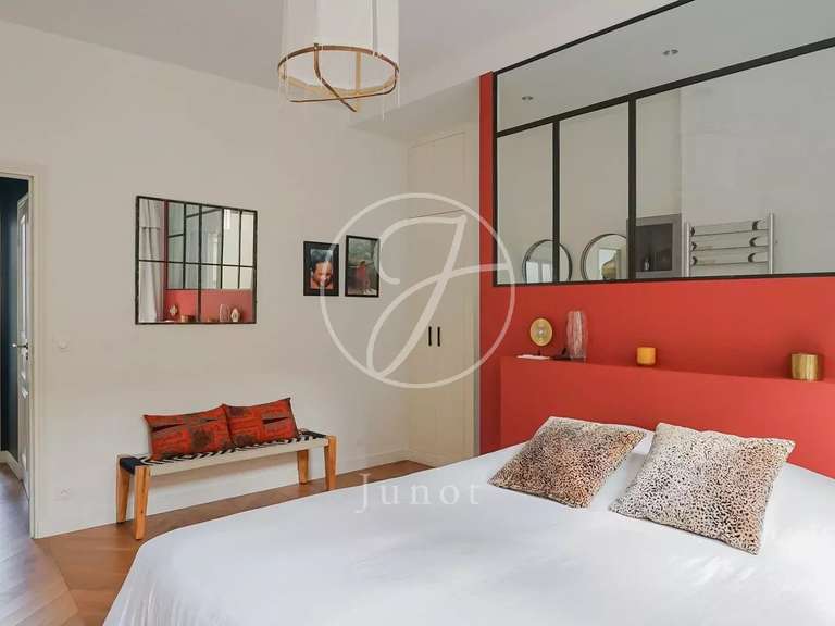 Appartement Paris 2e - 3 chambres - 101m²