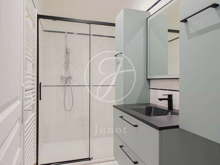 Appartement Paris 2e - 4 chambres - 150m²