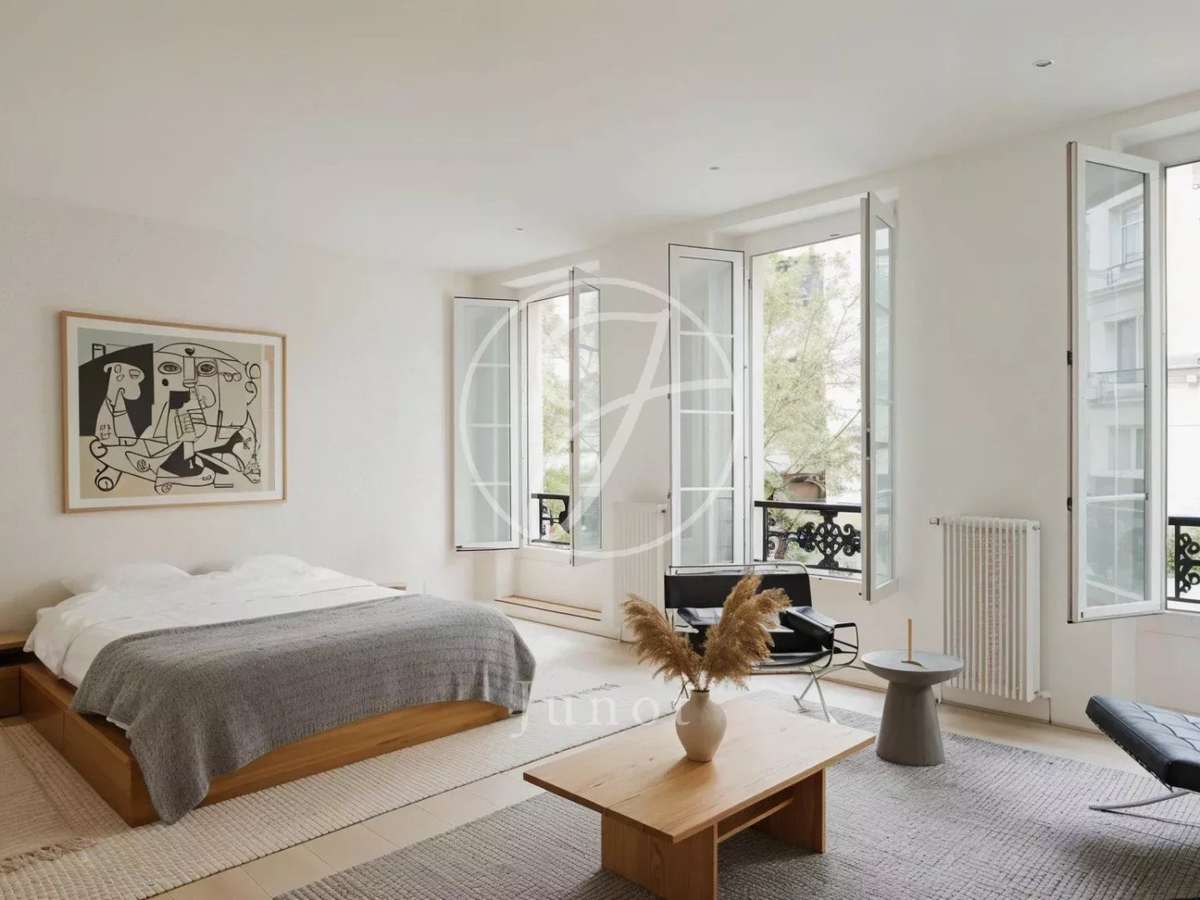 Apartment Paris 2e